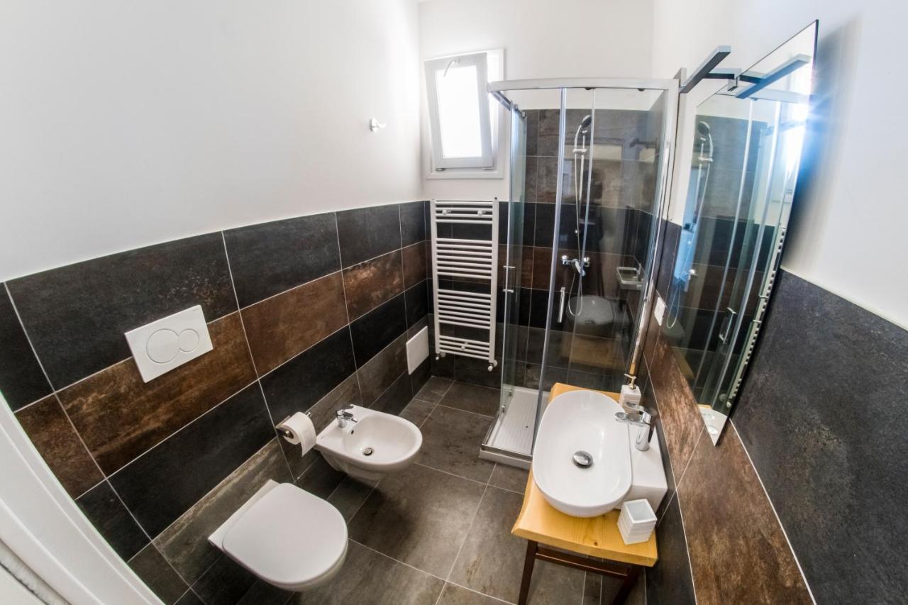4 Balconi Rooms-Elements B&B Lecce Exteriör bild